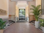 Quadrilocale in vendita a Milano via Valtellina, 2, Isola