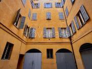 Quadrilocale in vendita a Modena vicolo del Cane, Centro...