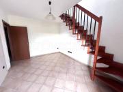 Quadrilocale in vendita a Montemurlo via Grazia Deledda, 1