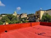 Quadrilocale in vendita a Napoli, Stella Materdei