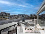 Quadrilocale in vendita a Napoli, Stella Materdei