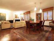 Quadrilocale in vendita a Parma piazza Caduti del...