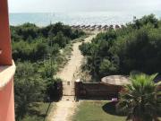 Quadrilocale in vendita a Pisa viale Del Tirreno, Calambrone