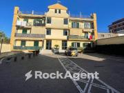 Quadrilocale in vendita a Poggiomarino