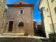 Quadrilocale in vendita a Rocca di Mezzo via Domenico...