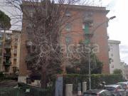 Quadrilocale in vendita a Roma via Carlo Calisse, 25,...