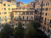 Quadrilocale in vendita a Roma via Giuseppe Andreoli, 2,...
