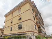 Quadrilocale in vendita a Roma via Giuseppe Macchi, 94,...