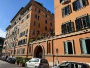 Quadrilocale in vendita a Roma via Guglielmo Calderini,...
