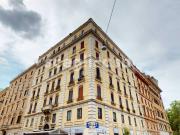 Quadrilocale in vendita a Roma via Principe Amedeo, 221,...