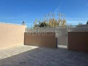 Quadrilocale in vendita a Roma via Sortino, Borghesiana