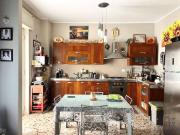 Quadrilocale in vendita a Siracusa via Rosolini, Santa...