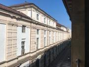 Quadrilocale in vendita a Torino via Arsenale, 31, Via Roma