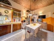 Quadrilocale in vendita a Torino via Belmonte, 6,...