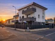 Quadrilocale in vendita a Vedano al Lambro via Parada, 15