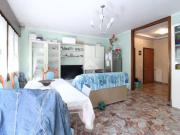 Quadrilocale in vendita a Venezia via Oslavia, 8, Mestre