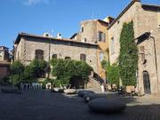 Quadrilocale in vendita a Viterbo piazza San Carluccio,...