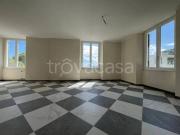 Quadrilocale in vendita a Zoagli via Duchessa Canevaro