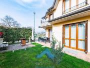 Quadrilocale in vendita ad Albano Sant'Alessandro...