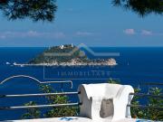 Quadrilocale in vendita in via della costituzione 16,...