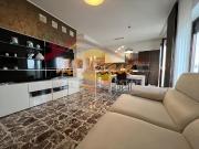 Quadrilocale in vendita in viale teracati, Siracusa