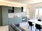 QUADRILOCALE RISTRUTTURATO,ARREDATO E CLIMATIZZATO LORETO