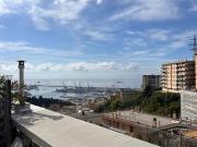 Quadrilocale vista mare in via ferrara, Genova