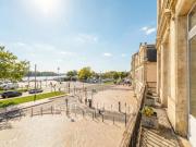 QUAI DES CHARTRONS APPARTEMENT XVIIIème JOHN TAYLOR