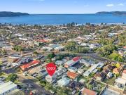 Quality Coastal Villa Within 200m To Town