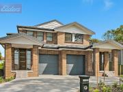 Quality Four Bedroom Duplex Pet Friendly