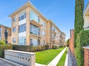 Quality Ground Floor Unit with Lovely Bay Outlook