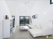 Quality Luxury Townhouse in Top Location! Unfurnished