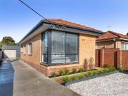 QUALITY TWO BEDROOM COTTAGE IN GEELONG WEST