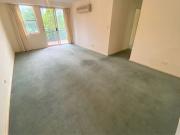 QUALITY UNFURNISHED APARTMENT IN THE BOTANIC APARTMENTS!