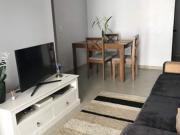 Quarto aconchegante em casa tranquila