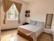 Quarto ao lado da Olegario Maciel Excelente localização