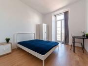 Quarto chique para alugar em apartamento de 9 quartos em...