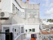 Quarto com cama de casal em apartamento com 4 quartos...