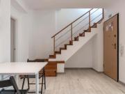 Quarto com várias camas em apartamento com 3 quartos...