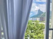 Quarto com vista para Cristo e Praia de Botafogo