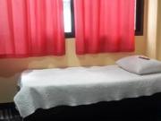 Quarto compartilhado para moça