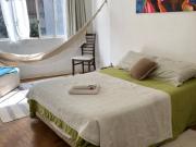 Quarto confortavel,ótima localização,bate sol!