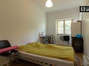 Quarto confortável para alugar em apartamento T3 em São...