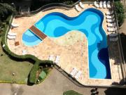 Quarto de solteiro em condomínio completíssimo