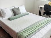 QUARTO DISPONÍVEL na Faria Lima linha amarela do metrô