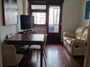 Quarto em apartamento com 3 quartos