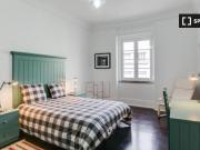 Quarto em apartamento com 6 quartos nas Avenidas Novas,... Quarto em apartamento com 6 quartos nas Avenidas Novas,...