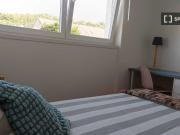 Quarto disponível para alugar em apartamento...