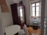 Quarto disponível para alugar em apartamento de 3...