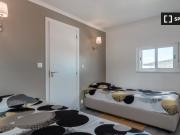 Quarto em apartamento partilhado para alugar em Lisboa